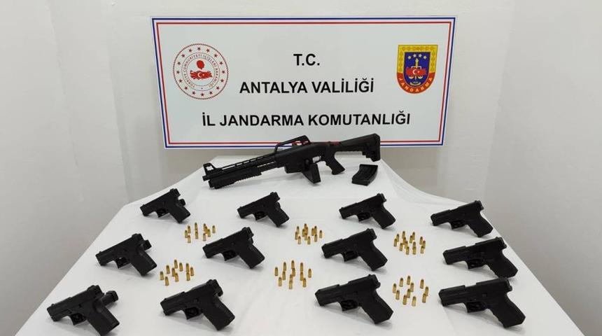 Antalya’da ruhsatsız silah operasyonu: 1 kişi tutuklandı