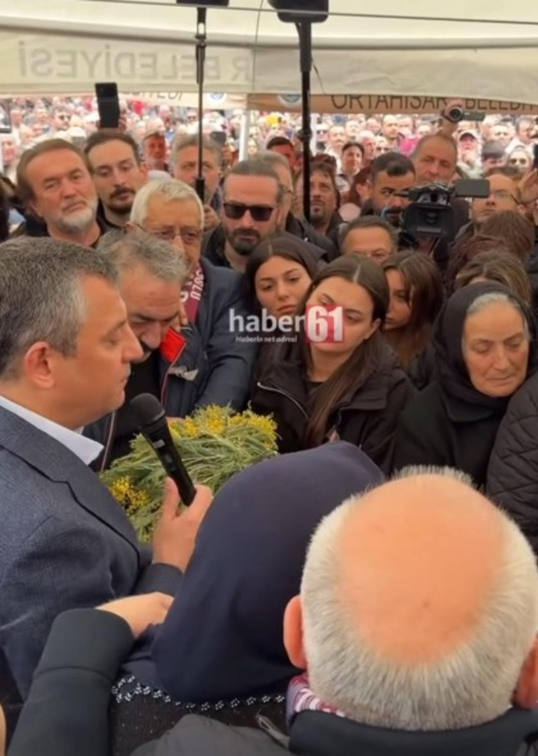  Kuzeyin Oğlu  Volkan Konak a veda! Memleketi Trabzon da son yolculuğuna uğurlandı! Tünelde araç kuyruğu... 5