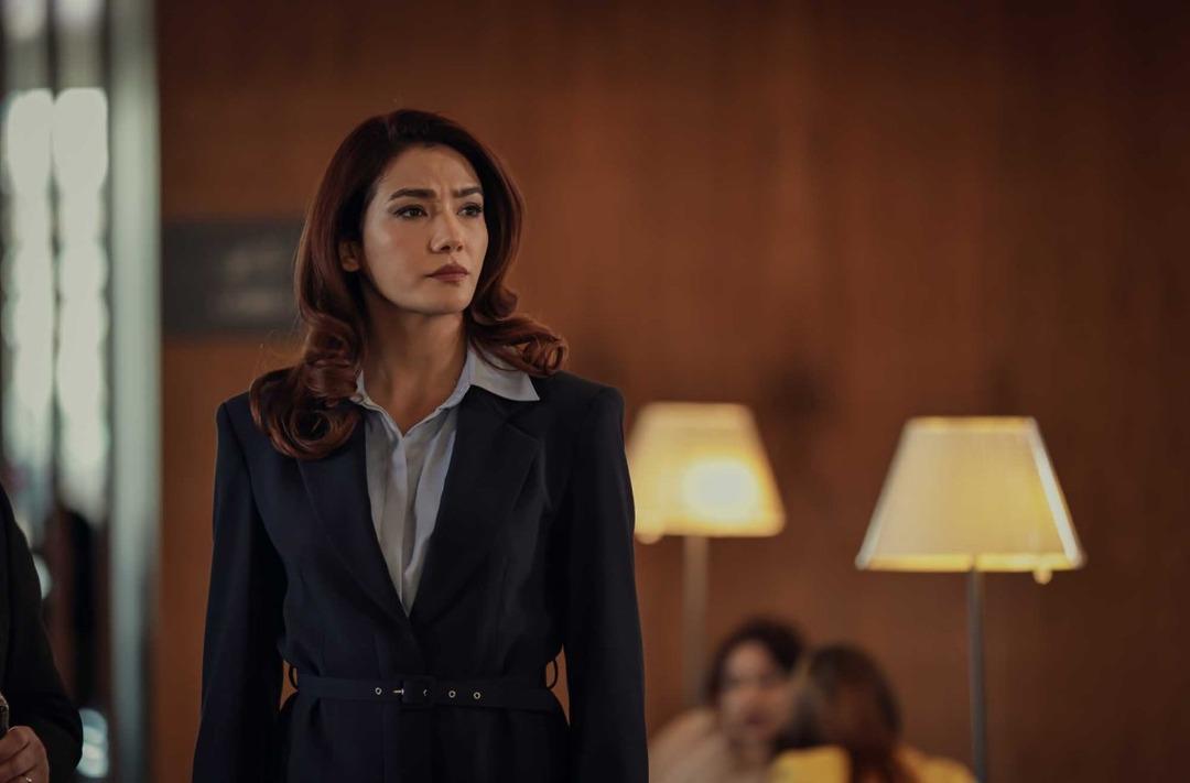 Aybüke Pusat TRT deki Teşkilat dizisinden kovuldu! İlk tepki Cem Yılmaz dan geldi: TRT bizim devlet kanalı değil miydi? 1