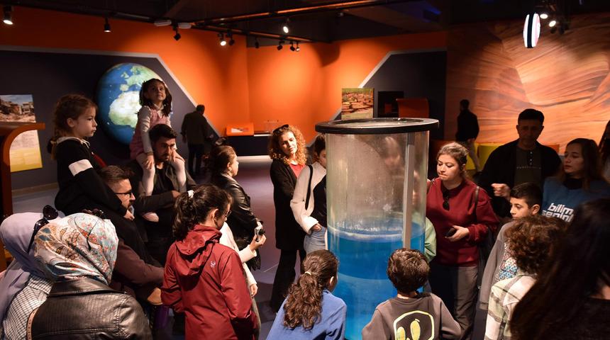 Antalya Bilim merkezi: Sırları keşfedin merak ettiklerinizi öğrenin...