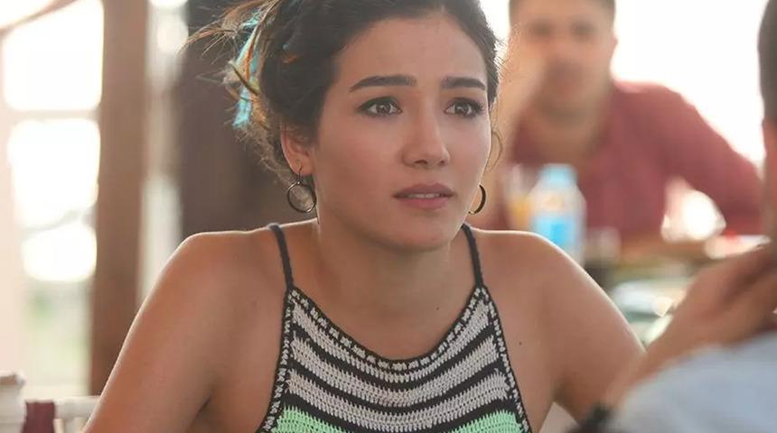 Aybüke Pusat'ın kovulduğu açıklandı! Takipçi sayısı 20 dakikada uçtu