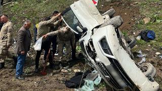 Elazığ'da otomobil şarampole devrildi! 4'ü çocuk 9 kişi yaralandı