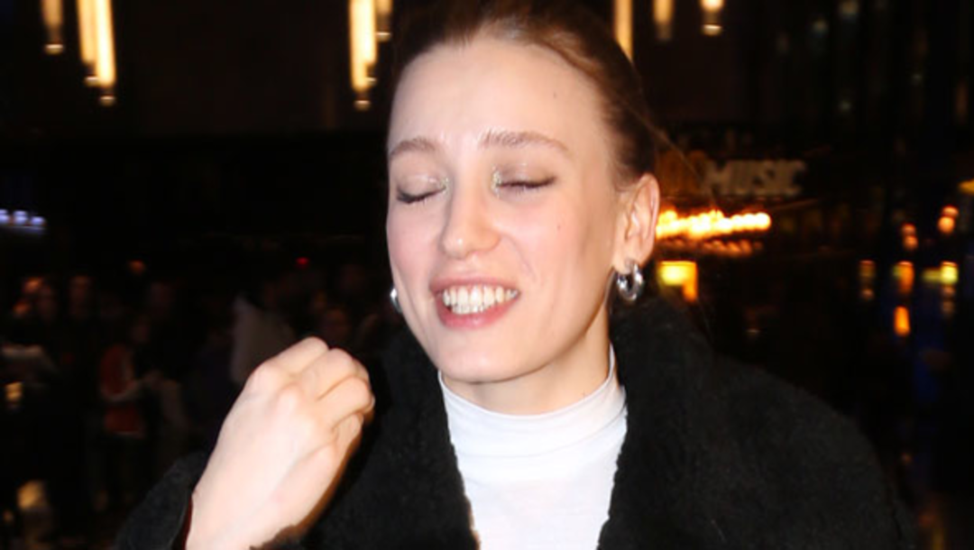 Serenay o soruyu duyunca...