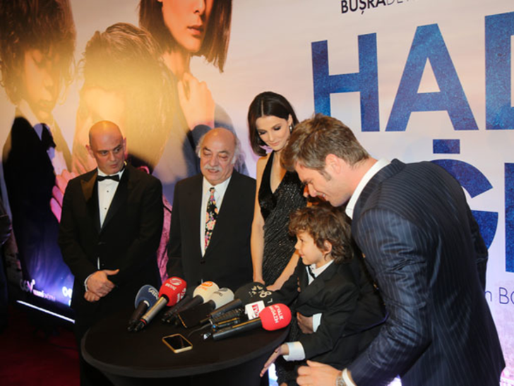 Başak Dizer eşi Kıvanç Tatlıtuğ'u öpücükle kutladı G2