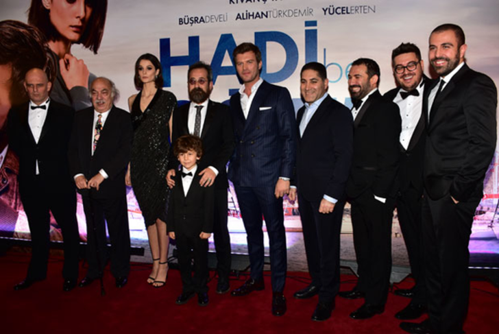 Başak Dizer eşi Kıvanç Tatlıtuğ'u öpücükle kutladı G3