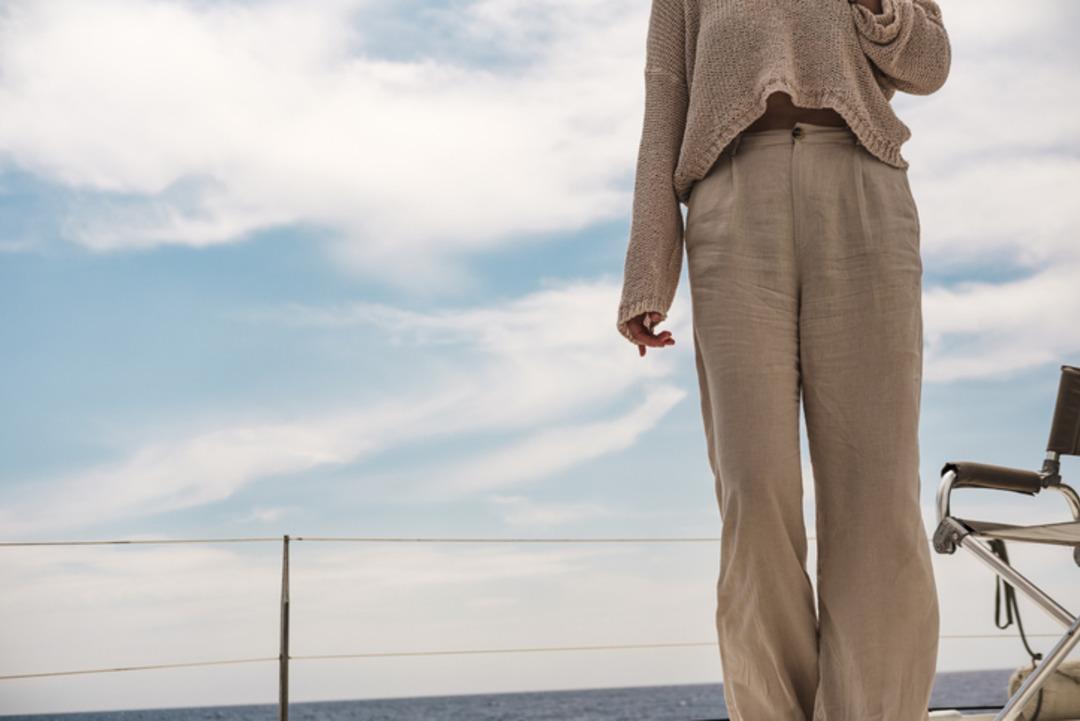 Havalar kararsız stilin değil: Mevsim geçişlerinde şık ve rahat kombinler 5