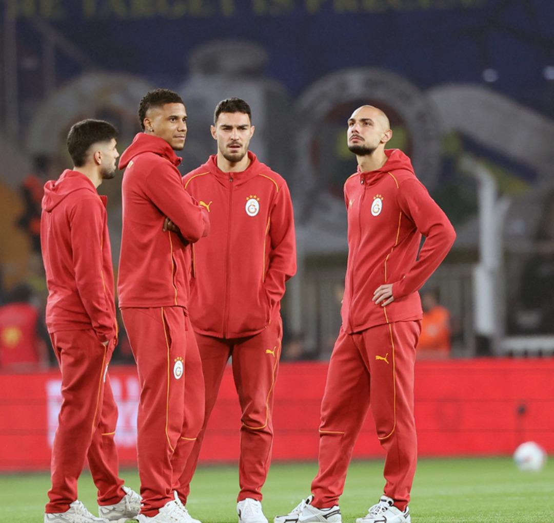 Fenerbahçe den Galatasaraylı oyuncular için olay yaratan hamle! Saha zeminine çıktıkları an... 1