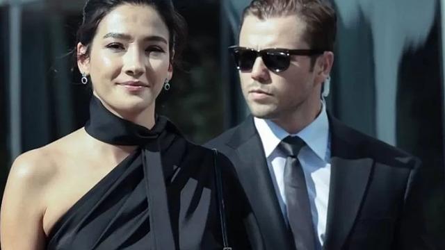 Aybüke Pusat'ın kovulması sonrasında Teşkilat'ın yıldızı Tolga Sarıtaş'a mesaj yağdı! Yaptığı hareket tepki çekti