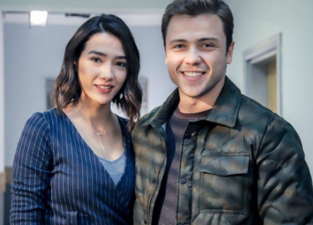 Aybüke Pusat ın kovulması sonrasında Teşkilat ın yıldızı Tolga Sarıtaş a mesaj yağdı! Yaptığı hareket tepki çekti 1