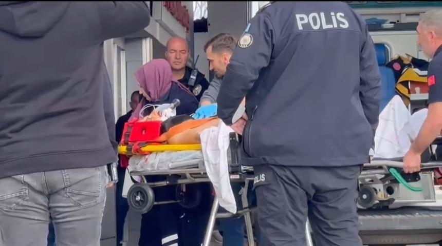 Önce 16 yaşındaki genç kızı sonra kendisini silahla vurdu