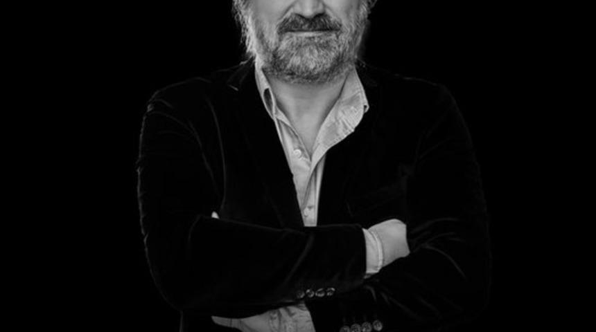 Kadıköy'de Volkan Konak anıldı... Şarkıları çaldı