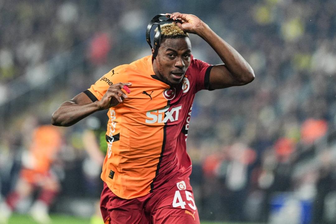 Galatasaray ın Osimhen ile attığı golde büyük hata! Fenerbahçe taraftarı tepki gösteriyor... 1