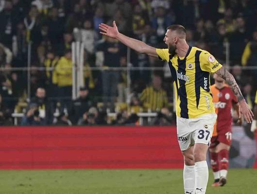 Fenerbahçe'den maç sonunda beklenmedik hamle! Yönetim talimat verdi, oyuncular katılmadı