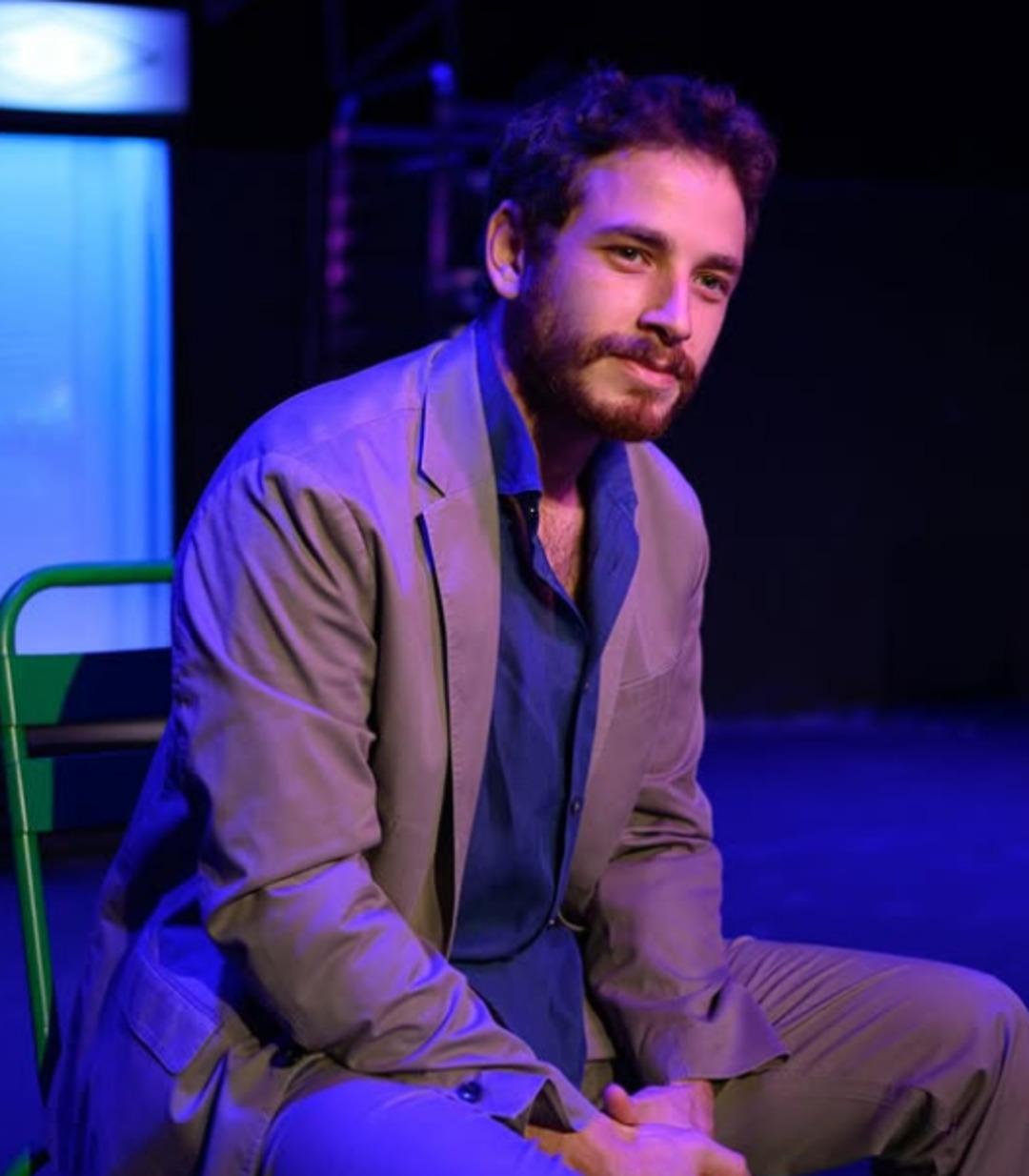 Şakir Paşa Ailesi nin yıldızı Cem Yiğit Üzümoğlu sabaha karşı gözaltına alındı! Boykot soruşturması: Serbest bırakıldı 1