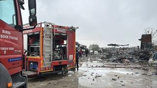 Bursa'da geri dönüşüm tesisinde yangın