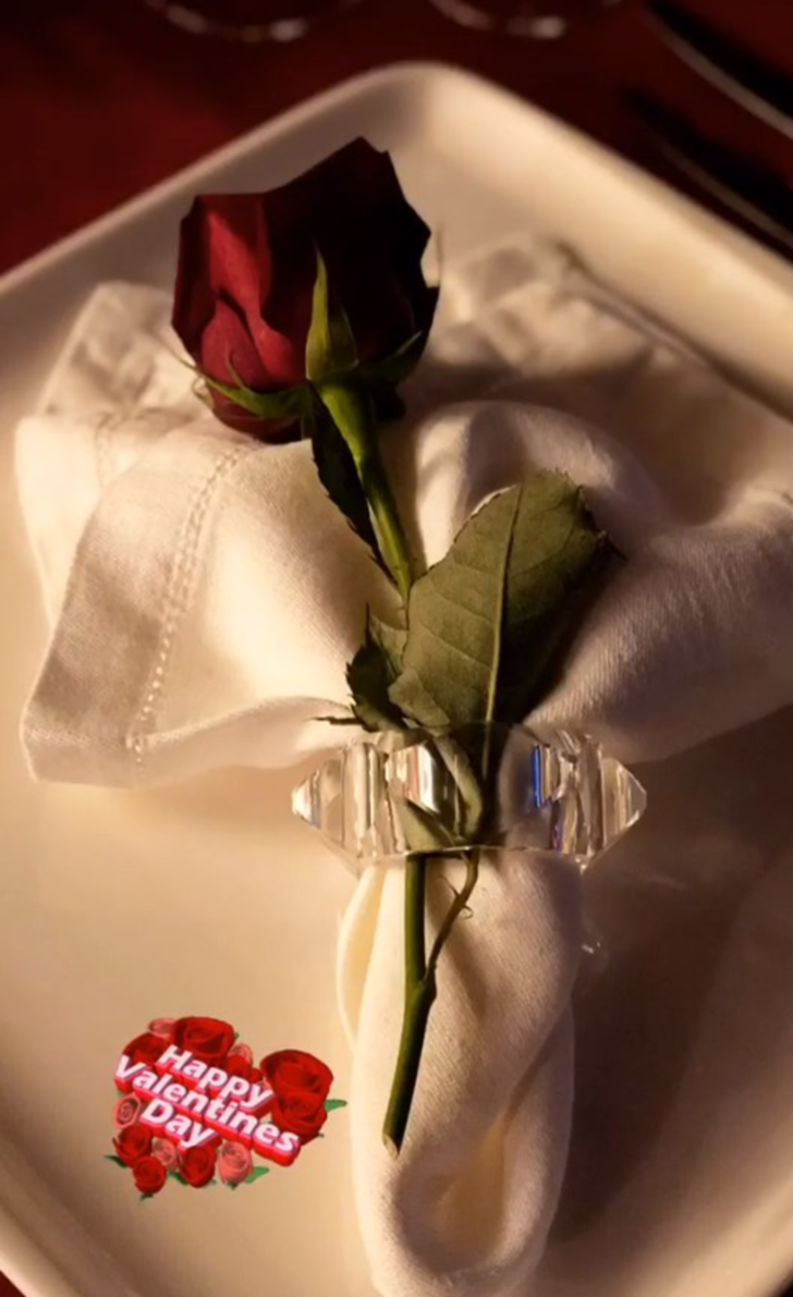 39 yaş küçük sevgili ile romantik kutlama G5