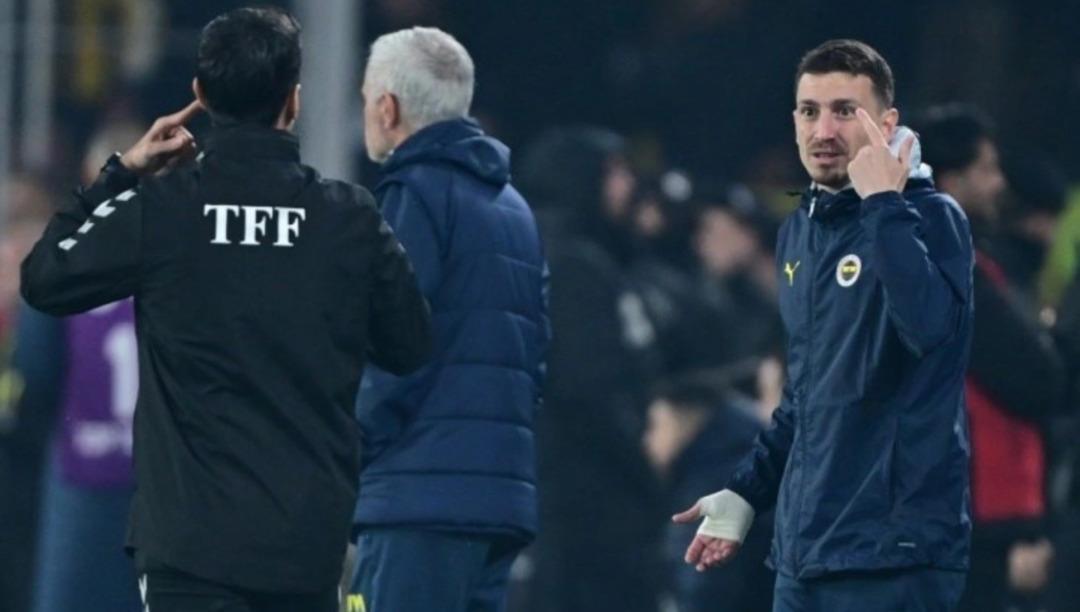 Galatasaray yenilgisinin ardından Fenerbahçe den bir tek Mert Hakan Yandaş konuştu! Tek cümlelik tepki... 3