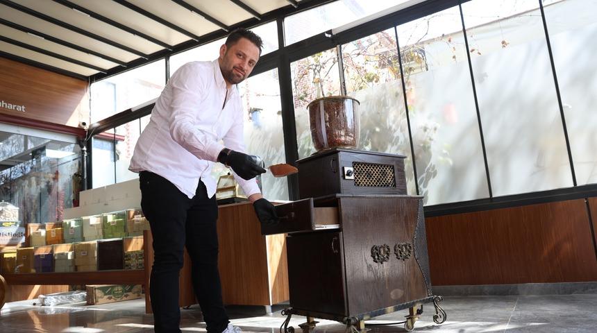 Elazığ'da bir evin bodrum katında bulundu! 100 yıllık kahve makinesi dikkat çekti