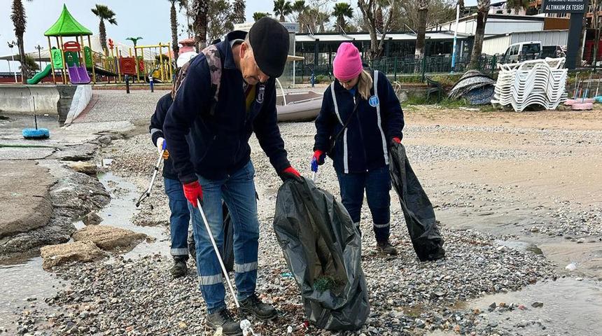 Didim’de sahillerde temizlik çalışması yapıldı: "Sahillerimiz için çalışıyoruz"