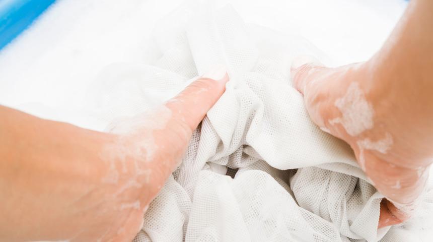 Sararan perde nasıl temizlenir? Sararan perde temizliği nasıl yapılır?