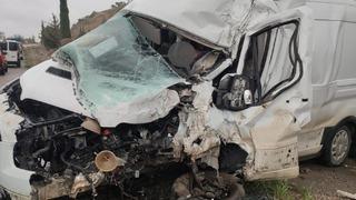 Adıyaman'da kamyon ile minibüs çarpıştı: 1 ölü