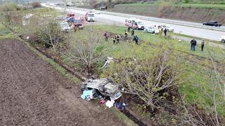 Amasya’da takla atan otomobil tarlaya uçtu: 1 ölü, 2 yaralı