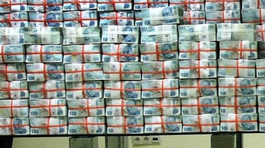   Bütçe, ağustosta 5.8 milyar lira açık verdi