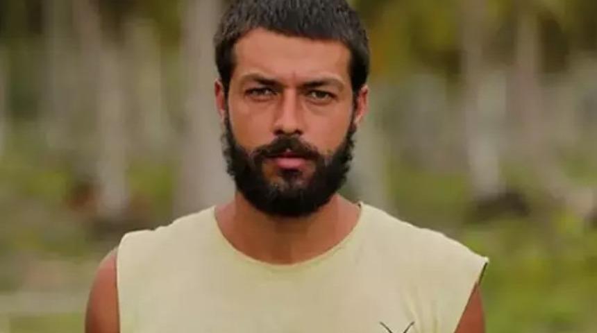 Survivor Hilmi Cem İntepe evleniyor! İşte nişandan ilk kareler...  