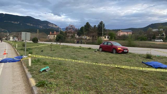 Karabük'te feci kaza: TIR ile otomobil çarpıştı! Aynı aileden 4 kişi yaşamını yitirdi