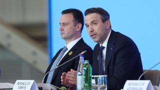 Bakan Bayraktar Azerbaycan'a gitti