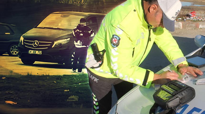 Polis aracı durdurdu, yediği cezaya inanamadı! Hem ehliyet gitti hem de 285 bin TL...