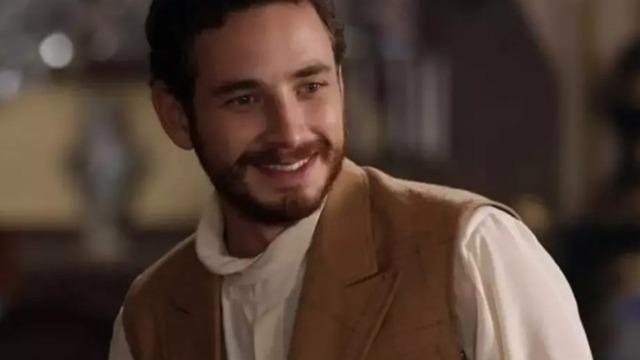 Adli kontrolle serbest bırakılmıştı! Şakir Paşa Ailesi'nin başrolü Cem Yiğit Üzümoğlu gözaltı sonrası paylaştı! ''İtaat etmiyoruz...''