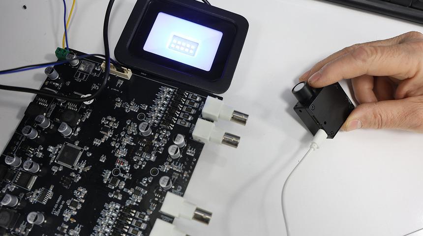 Sarılık hastalığına çözüm: Türk profesörden bir ilk! Evde tedavi imkanı sunan fotonik sistem...