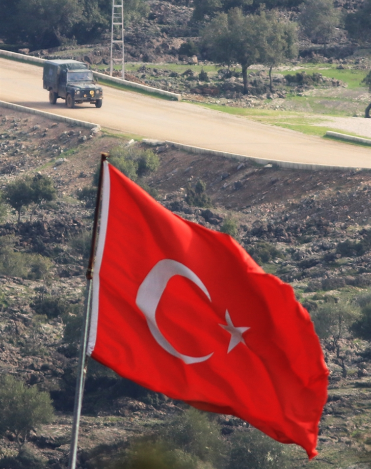 Sınırdan çok sıcak görüntüler... Bombardıman başladı G2