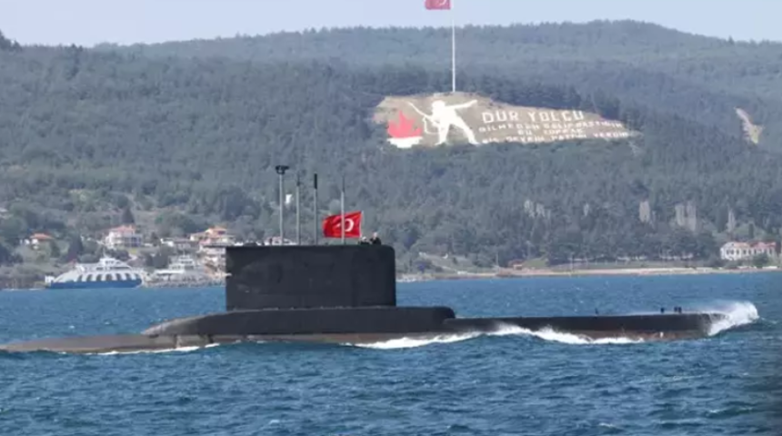 Dumlupınar ile Atılay Denizaltısı şehitleri anıldı