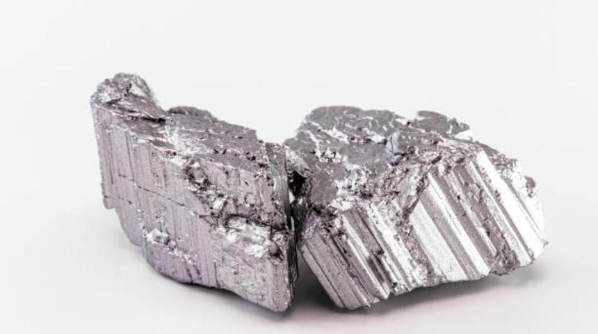 Kazakistan'da nadir toprak metalleri yatağı keşfedildi