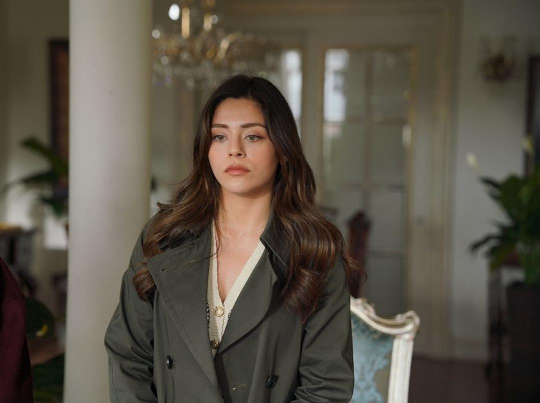 Kızılcık Şerbeti nde beklenmedik ayrılık! Başrolün hikayesi bitti! Sibel Taşçıoğlu veda ediyor...  1