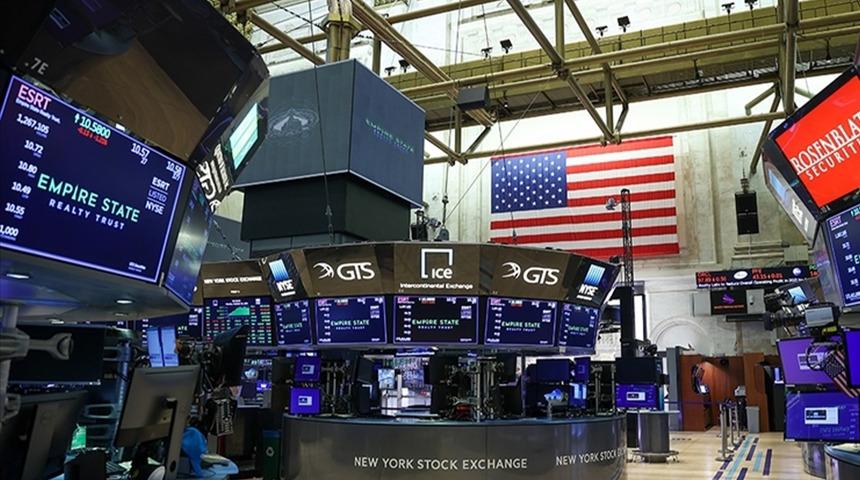 Çin etkisi piyasayı salladı! Piyasa tam 1000 puan kaybetti... New York borsası çalkantıda