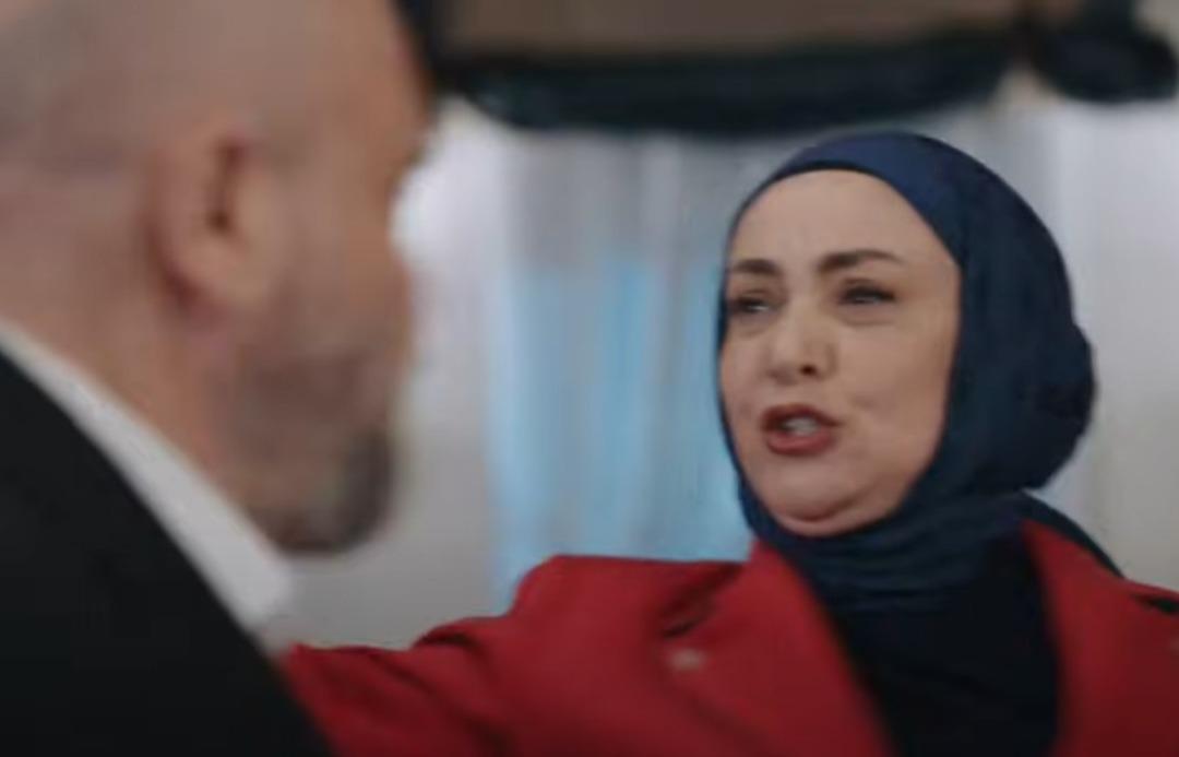 Kızılcık Şerbeti ndeki  Metres  sahnesi TT oldu! Herkes Sibel Taşçıoğlu nu konuştu!  Veda etmemeli  2