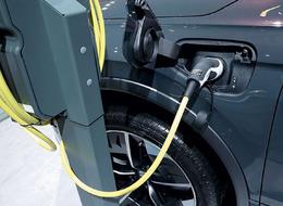 Bakan Uraloğlu açıkladı! Elektrikli araçların şarj istasyonları sayısı 11 bini aştı! Türkiye pazarı elektrikli araçlarda yüzde 121 büyüdü