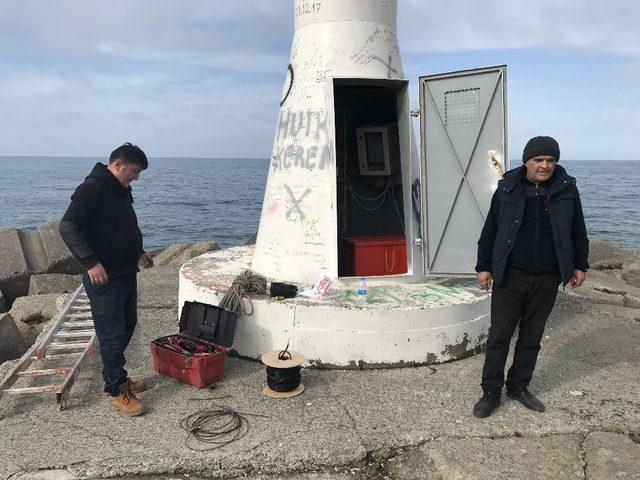 Akçakoca’da dev dalgaların etkilediği meteoroloji arızası giderildi