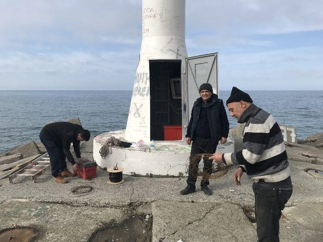 Akçakoca’da dev dalgaların etkilediği meteoroloji arızası giderildi