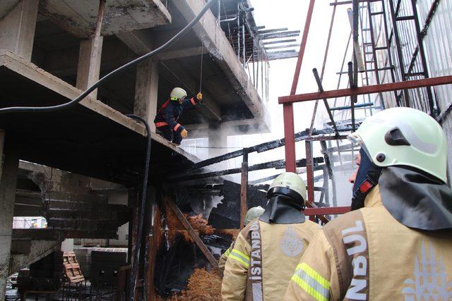 Şişli'de yangın: Yükselen duman paniğe neden oldu(2)