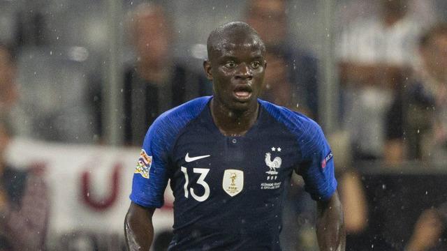 Süper Lig devi dünyaca ünlü orta sahayı getiriyor! Teknik adamla bizzat görüştü...