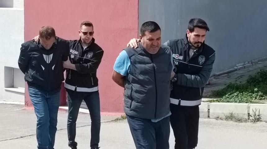 Adana'da 4 bin 830 litre etil alkol ele geçirildi