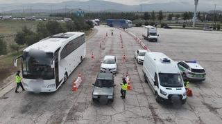 Jandarmadan dron destekli trafik denetiminde 23 sürücüye ceza