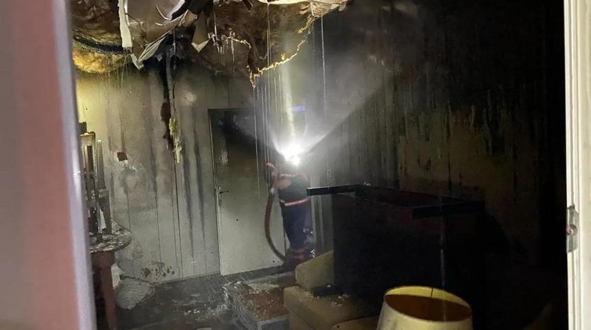 Tek katlı evde çıkan yangın söndürüldü