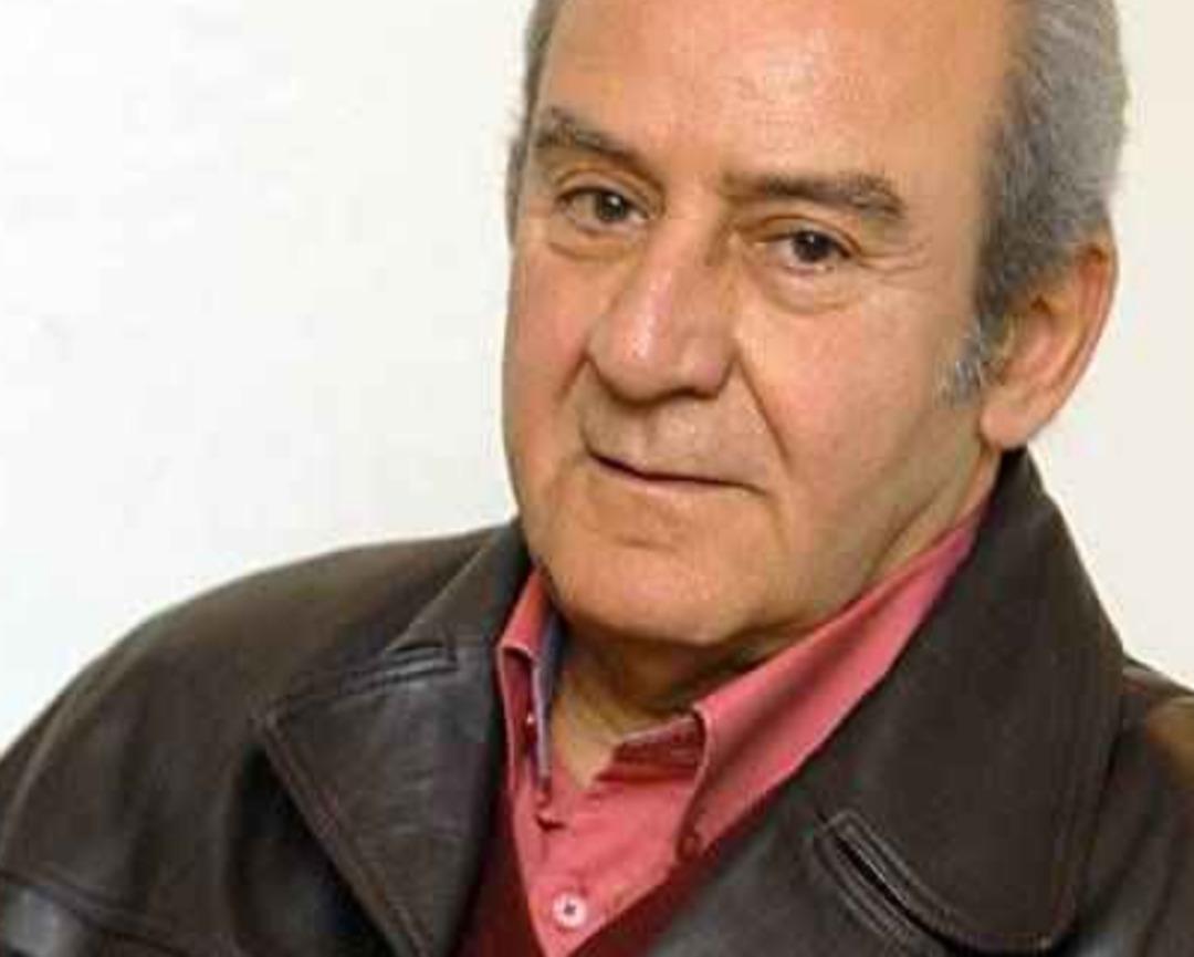 Usta tiyatrocu ve oyuncu Ahmet Levendoğlu, 80 yaşında hayatını kaybetti! 3