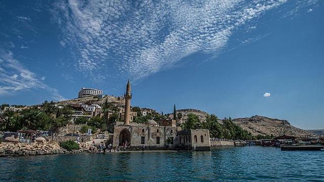 Tatilciler akın etti! Şanlıurfa'ya yoğun ilgi