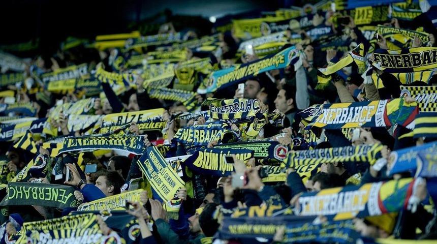 Fenerbahçe Trabzonspor karşısında kalesinde golü görünce tribünler karıştı! Yayıncı kuruluş sesi kıstı, Mourinho'ya büyük tepki